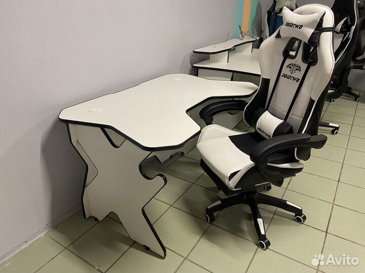 Геймерский стол игровой стол