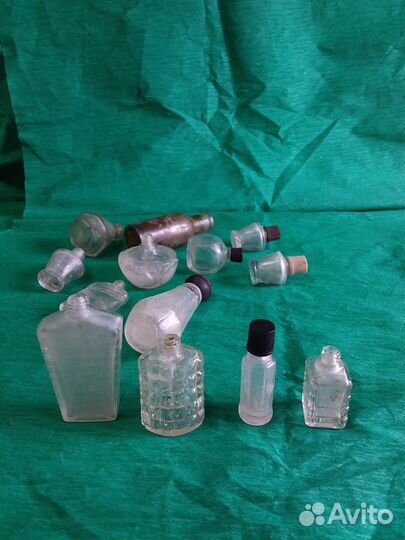 Пузырьки флаконы от духов старые пакетом