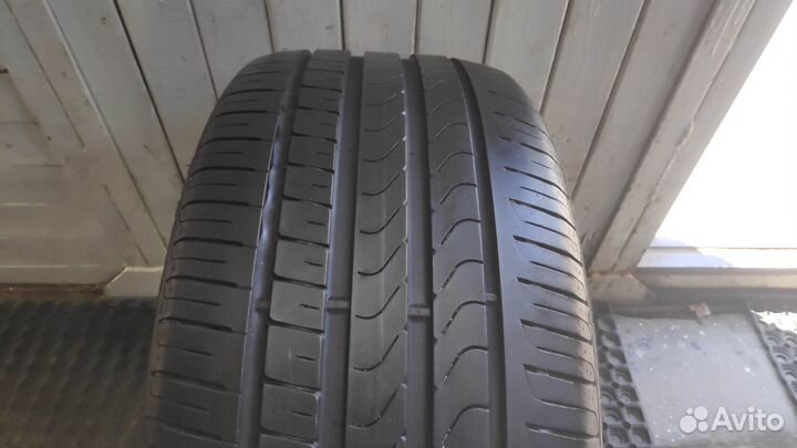 Pirelli Scorpion Verde 275/35 R22 104W