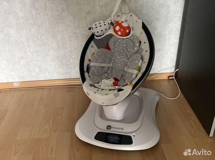 Детские электронные качели 4moms