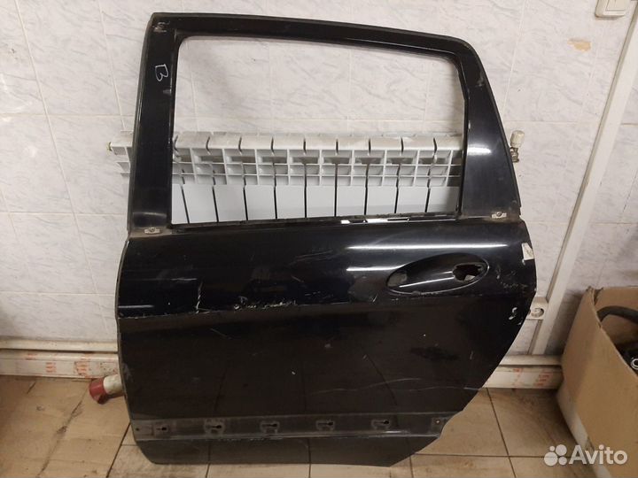 Дверь левая задняя Mercedes B-klasse W245