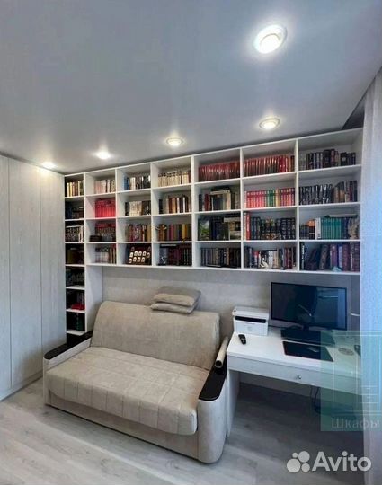 Шкаф распашной