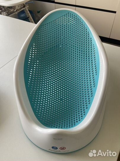 Лежачок-горка для купания Amgelcare