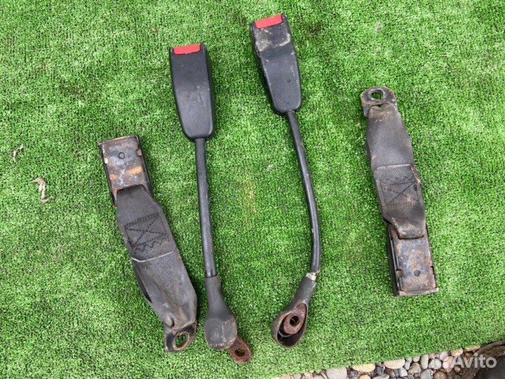 Замок ремня безопасности Honda Integra DA7 ZC 1990