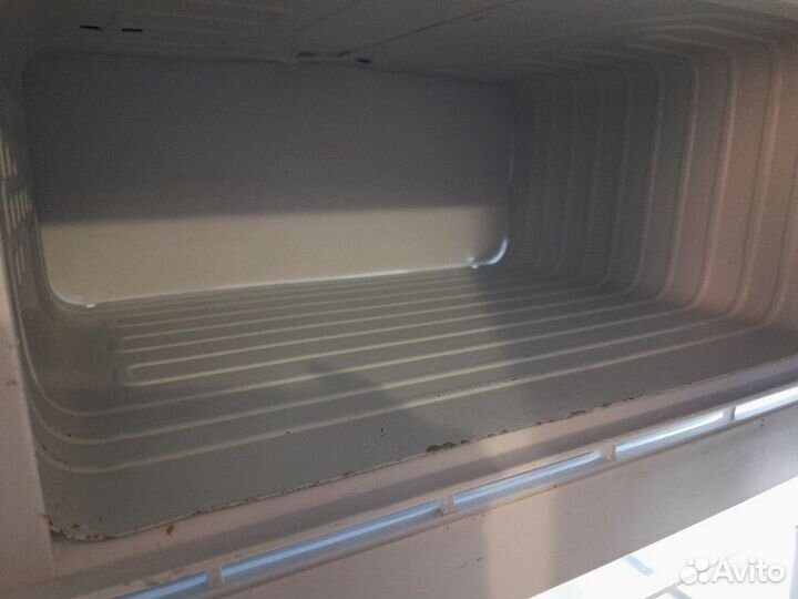 Холодильник Бирюса М6