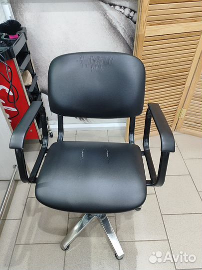 Кресло парикмахерское