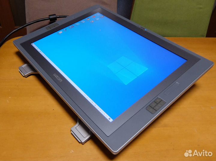 Wacom Cintiq 21UX DTZ-2100D/G