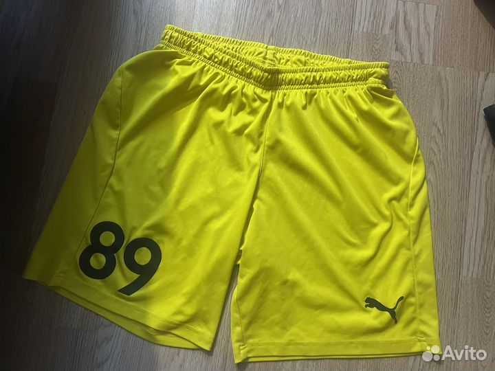 Футбольные шорты puma