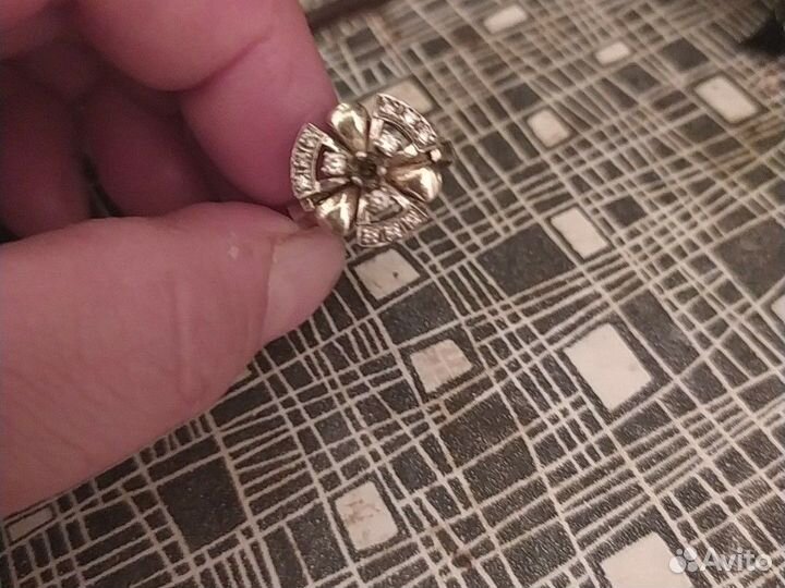 Кольцо золотое