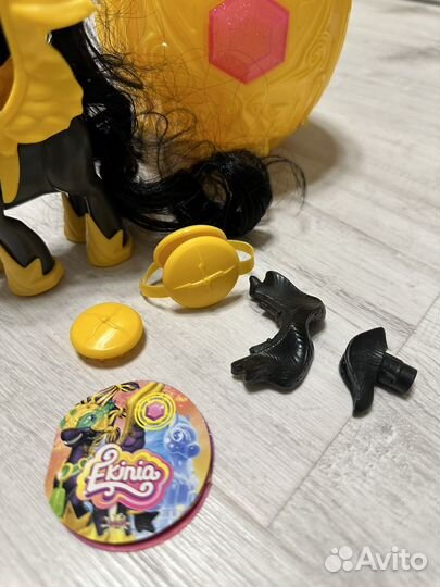 Игрушка пони в яйце Ekinia