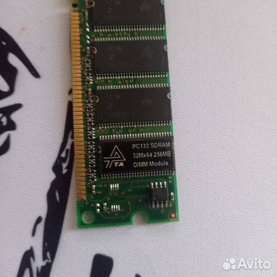 Pc133 sdram 32Mx64 256mb