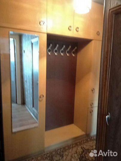 Шкаф в прихожую