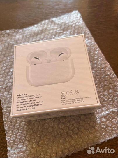 Наушники airpods про
