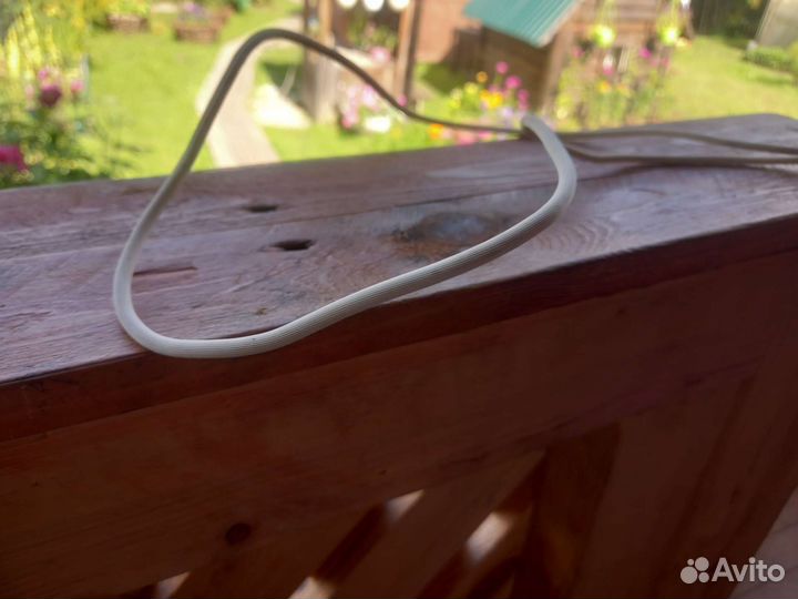 Кабель для телефона