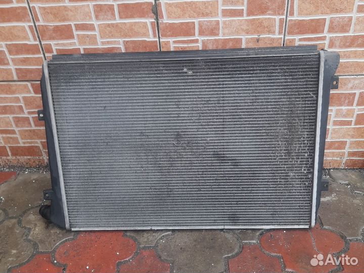 Радиатор volkswagen touran I, passat b6, golf 5,6