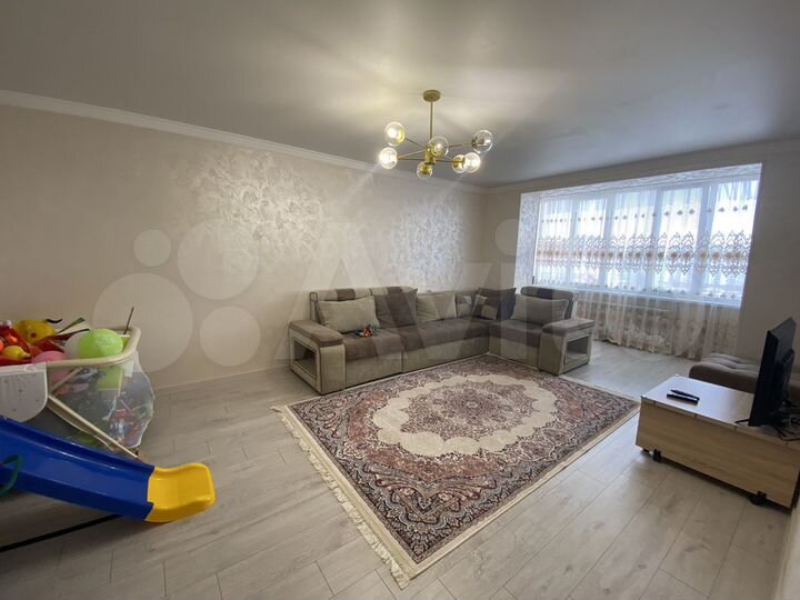 3-к. квартира, 96 м², 10/10 эт.