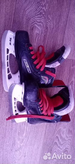 Хоккейные коньки bauer vapor x500 размер Y 11.5