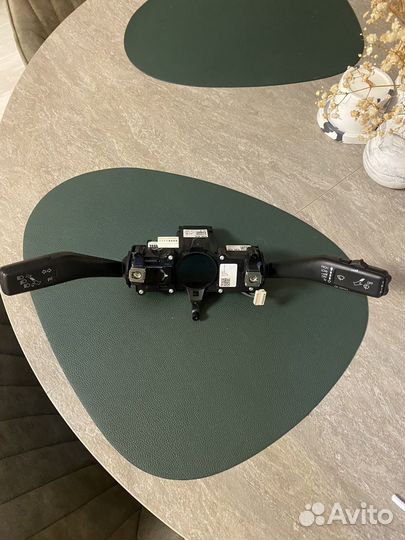 Подрулевой переключатель