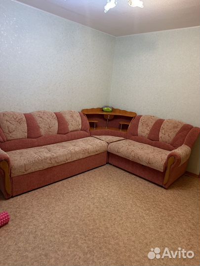 Большой угловой диван