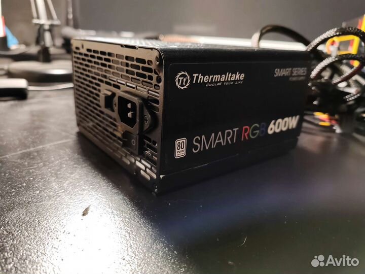 Блок питания Thermaltake