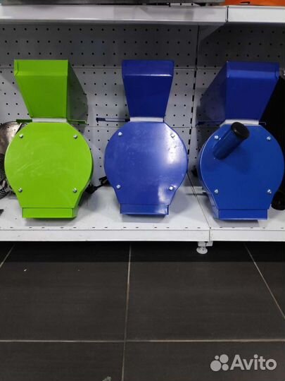 Зернодробилка