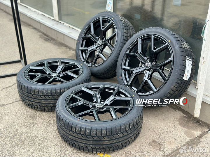 R22 Gripmax Stature H/T 275/40, PCD 5x120 DIA 72.6