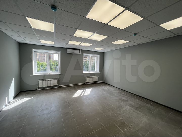 Свободного назначения, 30 м²