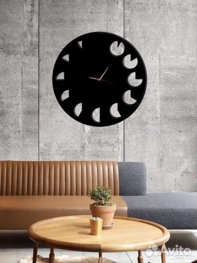 Часы большие новые металлические 40х40 см