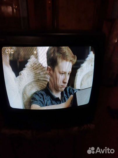 Телевизор 37 см
