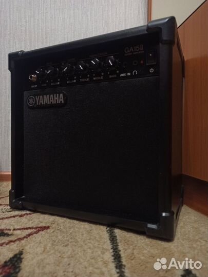 Гитарный комбоусилитель