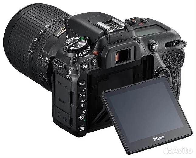 Nikon D7500 Kit AF-S DX nikkor 18-140mm 1:3.5-5.6