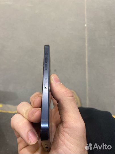 iPhone 15 Pro, 256 ГБ