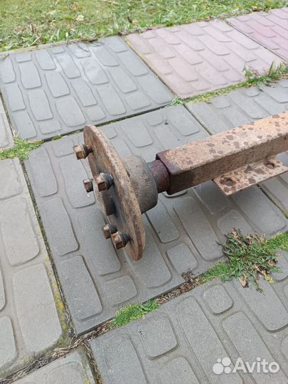 Ось для легкового прицепа
