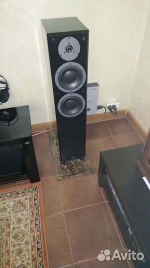 Колонки Dynaudio Emit 30