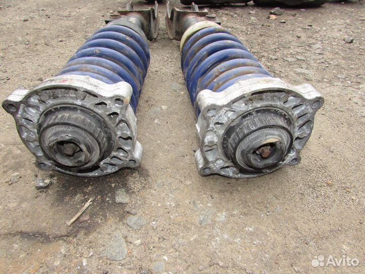 Амортизатор передний газовый Audi Q7 4L