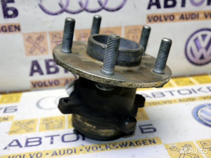 Ступица задняя Вольво S40-2 V50 С30