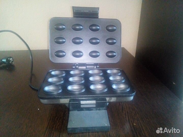 Вафельница электрическая