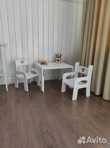 Детский стол и стул