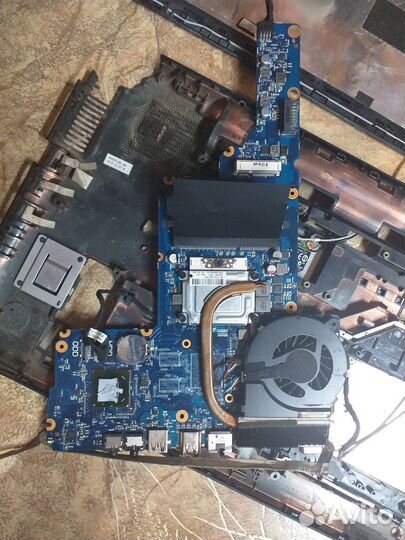 Ноутбук на разбор