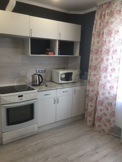 1-к. квартира, 32 м², 1/10 эт.