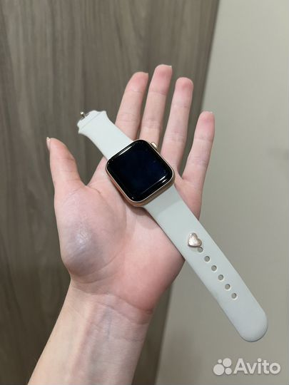 Смарт часы Apple watch se 2020 40мм