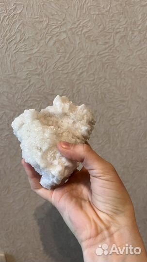 Соль в кристалле с озера сасык-сиваш