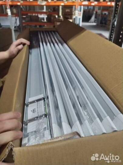 Линейный светодиодный яркий мощный светильник