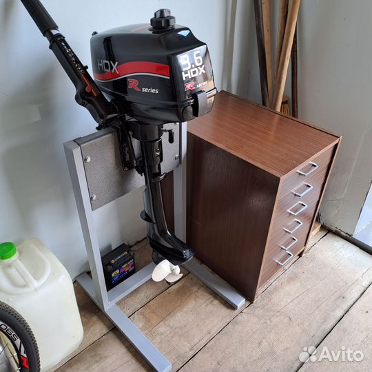 Лодочный мотор