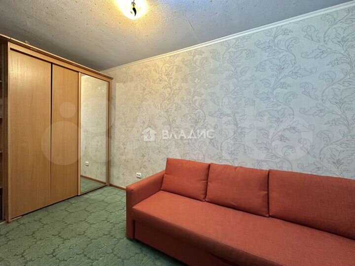 3-к. квартира, 77 м², 1/17 эт.