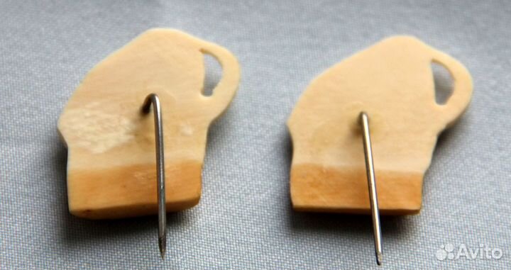 Значок-булавка Мамонт из бивня мамонта