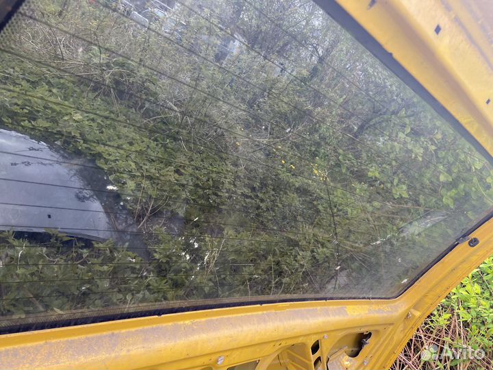 Задняя крышка погажника на фольцваген т4