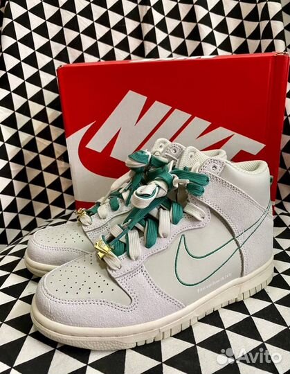 Кроссовки Nike Dunk High 