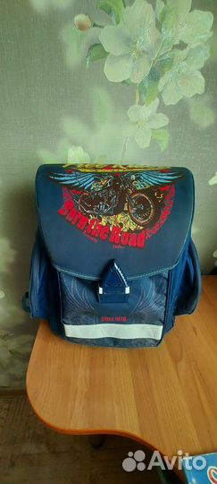 Портфель школьный