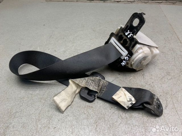 Ремень безопасности задний правый Mitsubishi